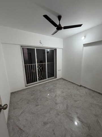 Room in 1 BHK Apartment at Shraddha Pleasant, Vikhroli East – for Rent