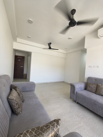 2 BHK Apartment For Rent in Shapoorji Pallonji Vicinia, Powai