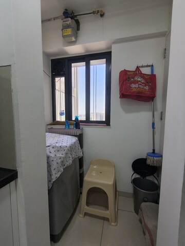 Furnished Amenities in 2 BHK Apartment at Shapoorji Pallonji Vicinia, Powai – for Rent