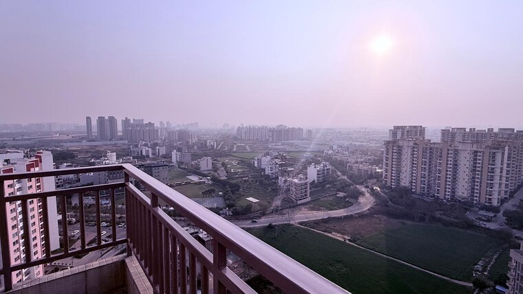 Balcony, paras-dews 4 Bedroom 2355 Sq.Ft. Apartment In Sector 106 Gurgaon 10077929