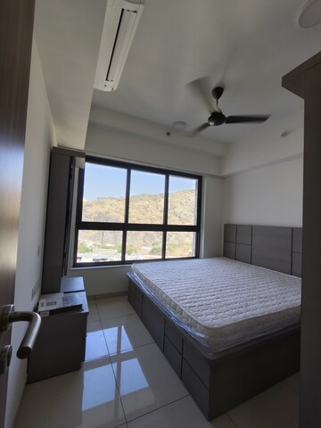 Master Bedroom in 2 BHK Apartment at Shapoorji Pallonji Vicinia, Powai – for Rent