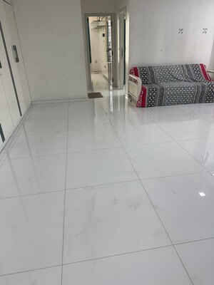 Bathroom in 2.5 BHK Apartment at Oberoi Realty Woods, Goregaon East – for Rent