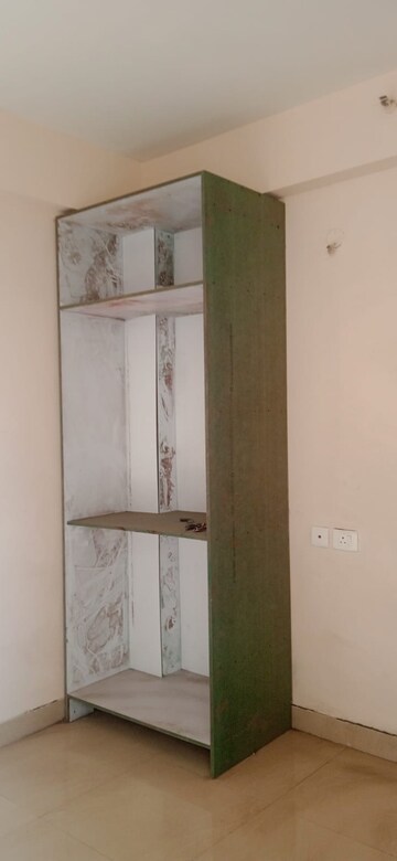 1 BHK Apartment For Rent in Amrapali Dream Valley, Tech Zone 4 Greater Noida