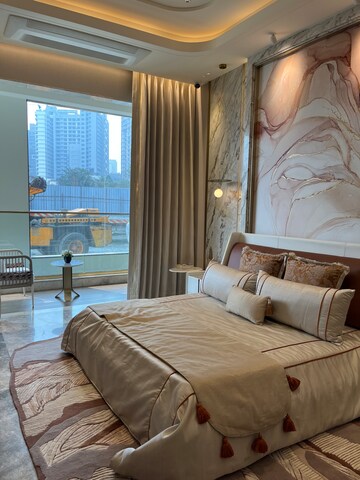 Room in 2 BHK Apartment at Andheri West – for Rent