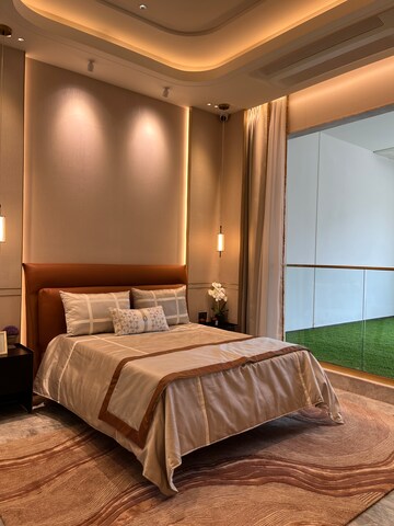 Room in 2 BHK Apartment at Andheri West – for Rent