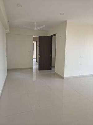 Room in 3 BHK Apartment at Adani Ten BKC, Bandra East – for Rent