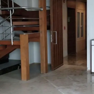 Staircase in 4 BHK Apartment at Tardeo – for Sale