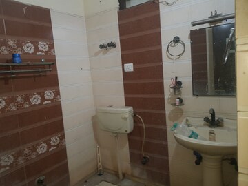 Bathroom in 1 BHK Builder Floor at Kripa Apartments, Vaishali Sector 4 – for Rent