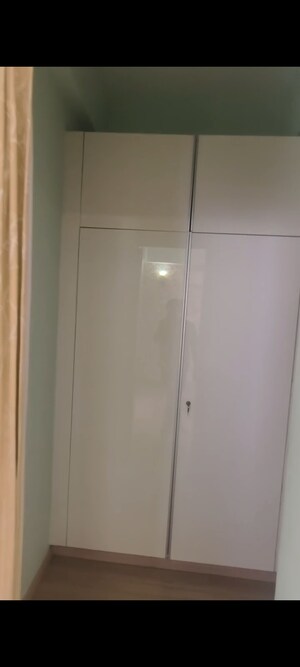 Building Lobby in 3 BHK Apartment at DLF The Primus, Sector 82a – for Sale