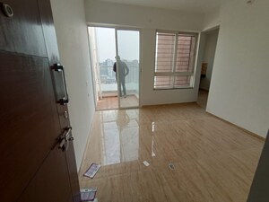 Room in 1 BHK Apartment at VTP Belair E And F Building, Mahalunge – for Rent