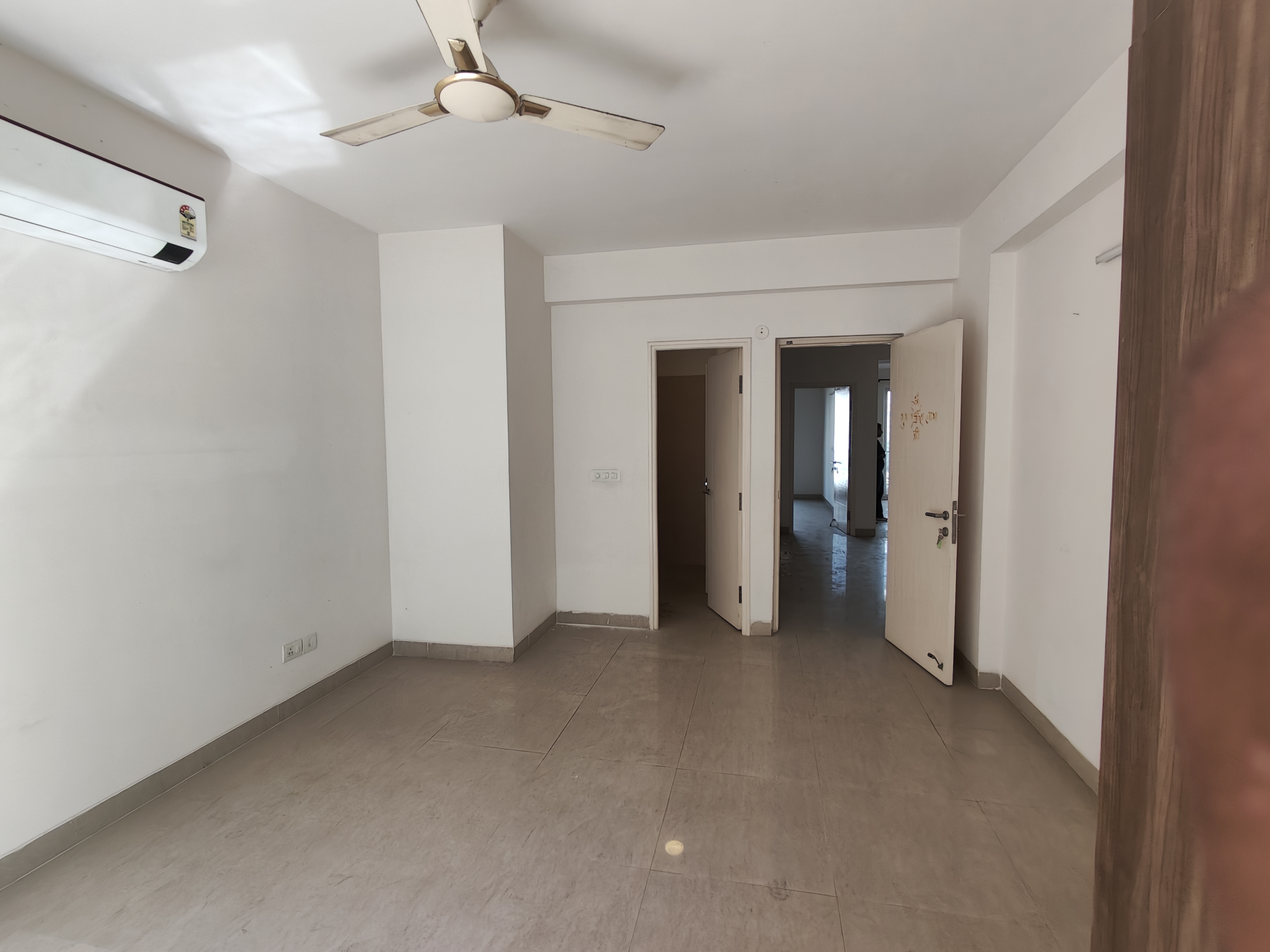3 BHK + Study Room Apartment For Rent in Emaar Emerald Floors Premier