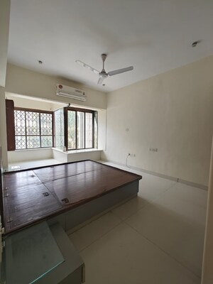 Bedroom in 3 BHK Apartment at Bandra West – for Rent