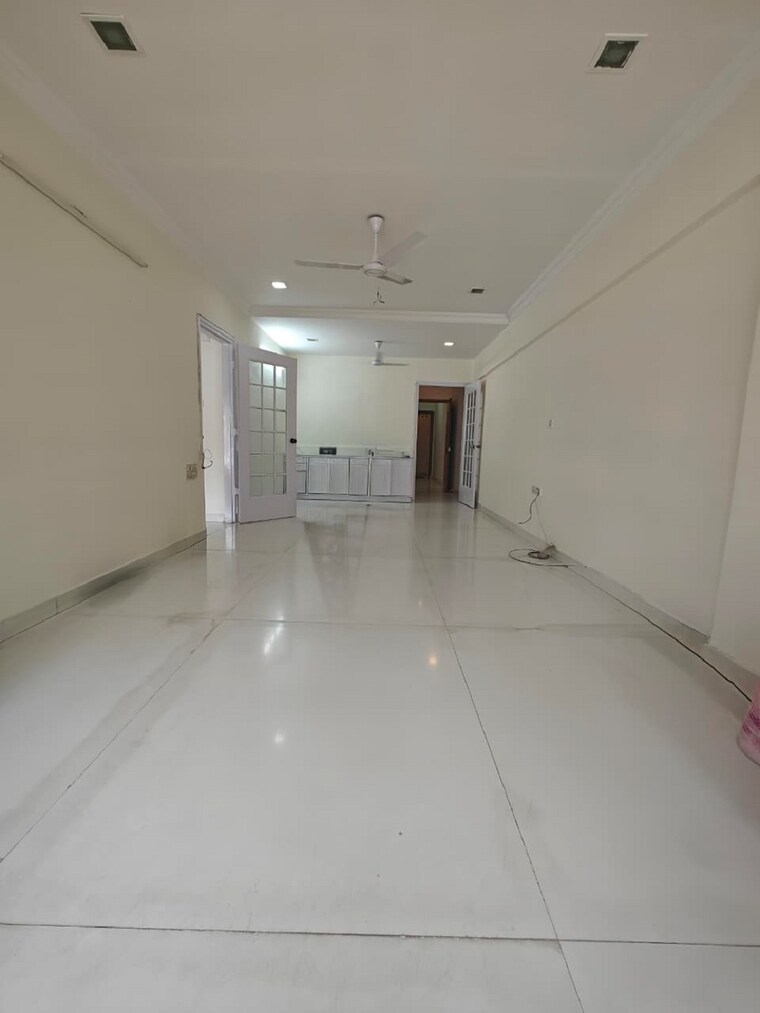 Living Room, bandra west 3 Bedroom 1100 Sq.Ft. Apartment In Bandra West Mumbai 10078209