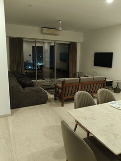 3 BHK + Extra Room Apartment For Rent in Lokhandwala Minerva Mahalaxmi