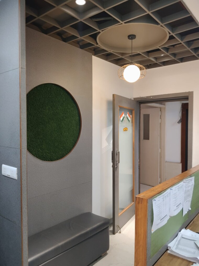 Team Area, netaji subhash place Commercial Office Space 440 Sq.Ft. In Netaji Subhash Place Delhi 10078234