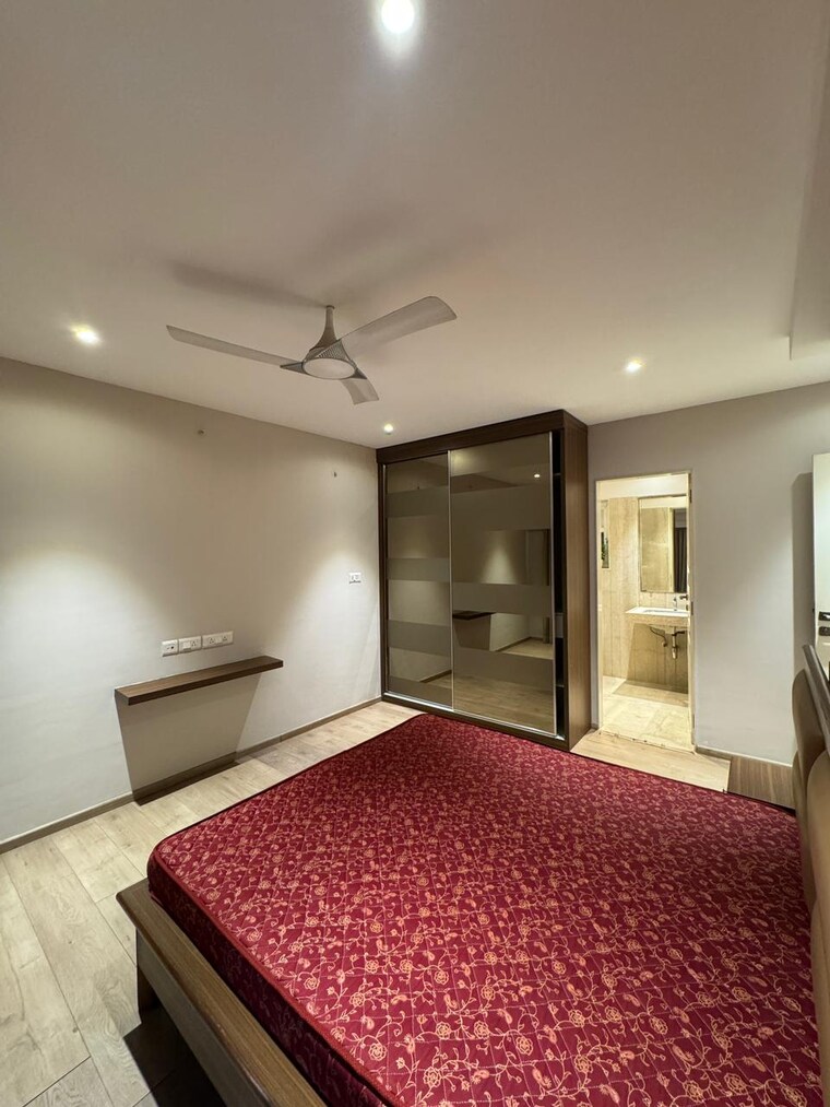 Bedroom, kanakia-paris 2.5 Bedroom 884 Sq.Ft. Apartment In Bandra East Mumbai 10078229