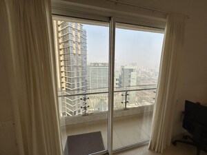 Room in 3 BHK Apartment at Indiabulls Sky Forest, Lower Parel – for Rent