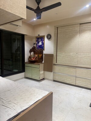 Room in 2 BHK Apartment at Neelkanth Palms, Kapur Bawdi – for Rent