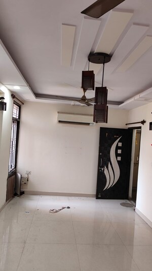 Furnished Amenities in 3 BHK Apartment at Sector 6 Dwarka – for Rent