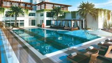 Swimming Pool in 3 BHK Apartment at DLF The Primus, Sector 82a – for Sale