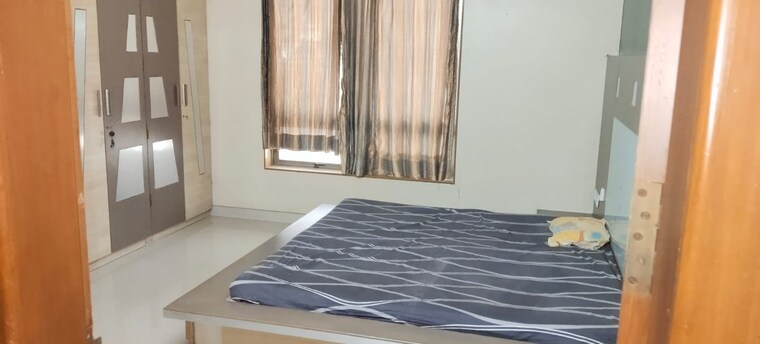 Bedroom, model colony 2.5 Bedroom 1200 Sq.Ft. Apartment In Model Colony Pune 10078335