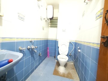 Team Area in 2 BHK Apartment at Jay Paradise, Kodihalli – for Rent