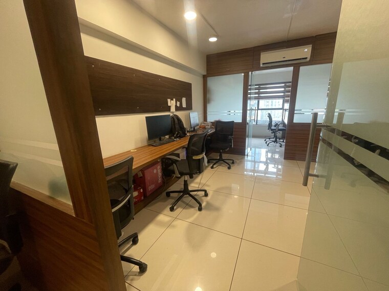Team Area, sola Commercial Office Space 781 Sq.Ft. In Sola Ahmedabad 10078413