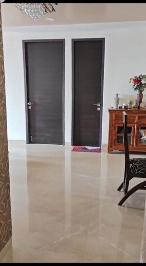 Furnished Amenities in 3 BHK Apartment at Gomti Nagar – for Rent