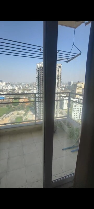 Swimming Pool in 3 BHK Apartment at DLF The Primus, Sector 82a – for Rent