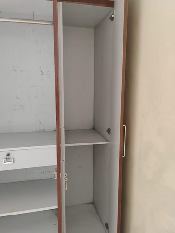 Furnished Amenities in 1 BHK Apartment at Amrapali Dream Valley, Tech Zone 4 Greater Noida – for Rent