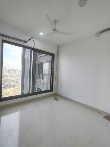 Room in 2 BHK Apartment at Sunteck City Avenue 4, Goregaon West – for Rent