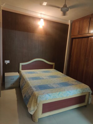 Bedroom in 2 BHK Apartment at Vasai West – for Rent