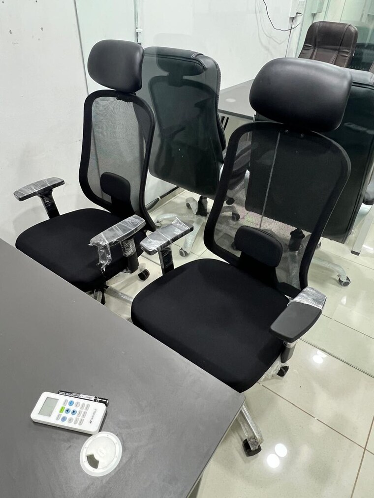 Team Area, gota Commercial Office Space 1000 Sq.Ft. In Gota Ahmedabad 10078539