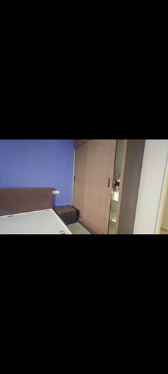 2.5 BHK Apartment For Rent in Hiranandani Cardinal