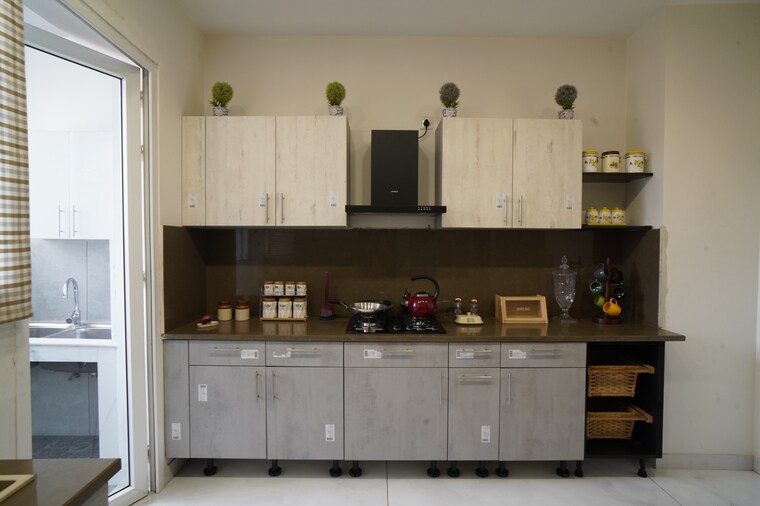 Kitchen, malwa-escon-primera 3 Bedroom 1550 Sq.Ft. Apartment In International Airport Road Zirakpur 10078555