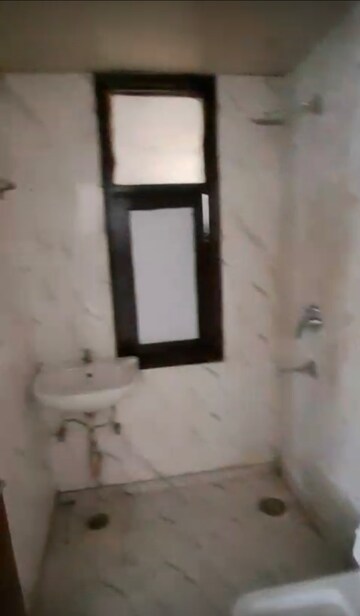 Room in 2 BHK Apartment at Techman Moti Residency, Raj Nagar Extension – for Sale