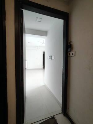 2 BHK Apartment For Rent in Sunteck City Avenue 1, Goregaon West