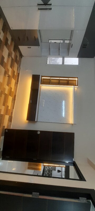 Furnished Amenities in 3 BHK Apartment at Ivory County, Sector 115 – for Sale