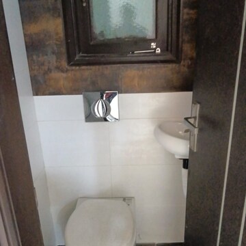 Bathroom in 3 BHK Builder Floor at Sector 8 Dwarka – for Rent