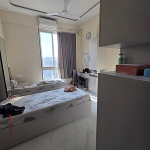 Bedroom in 2 BHK Apartment at Chembur – for Rent