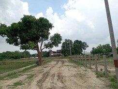 Plot For Sale in Sultanpur Road