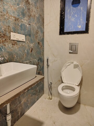 Bathroom in 2.5 BHK Apartment at Forishna Nav Chetna, Santacruz West – for Sale