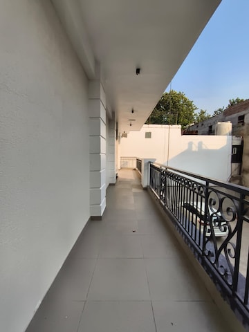 Balcony in 5 BHK Apartment at Abhinav Apartment Gurgaon, Sector 9 – for Rent