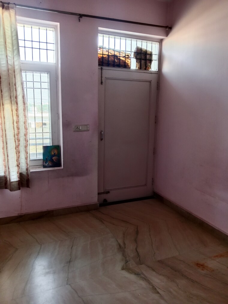 Room, sector 18 1.5 Bedroom 930 Sq.Ft. Builder Floor In Sector 18 Panipat 10080243