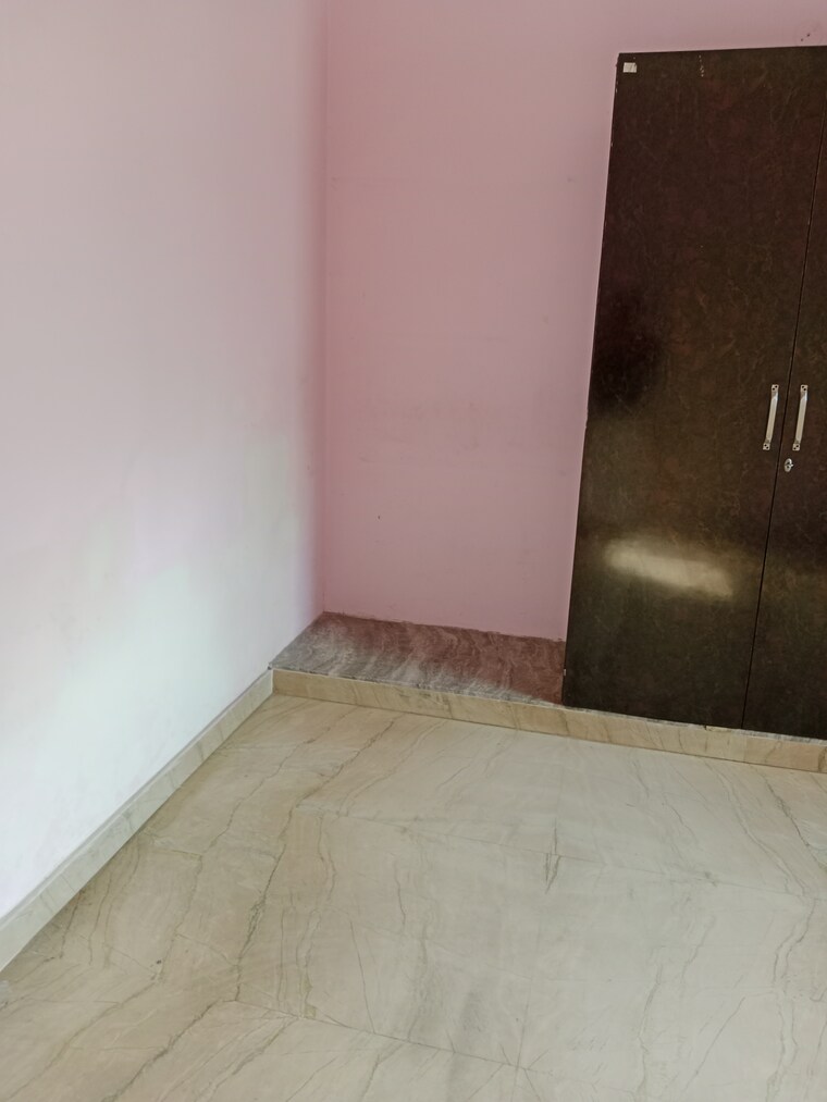 Room, sector 18 1.5 Bedroom 930 Sq.Ft. Builder Floor In Sector 18 Panipat 10080243