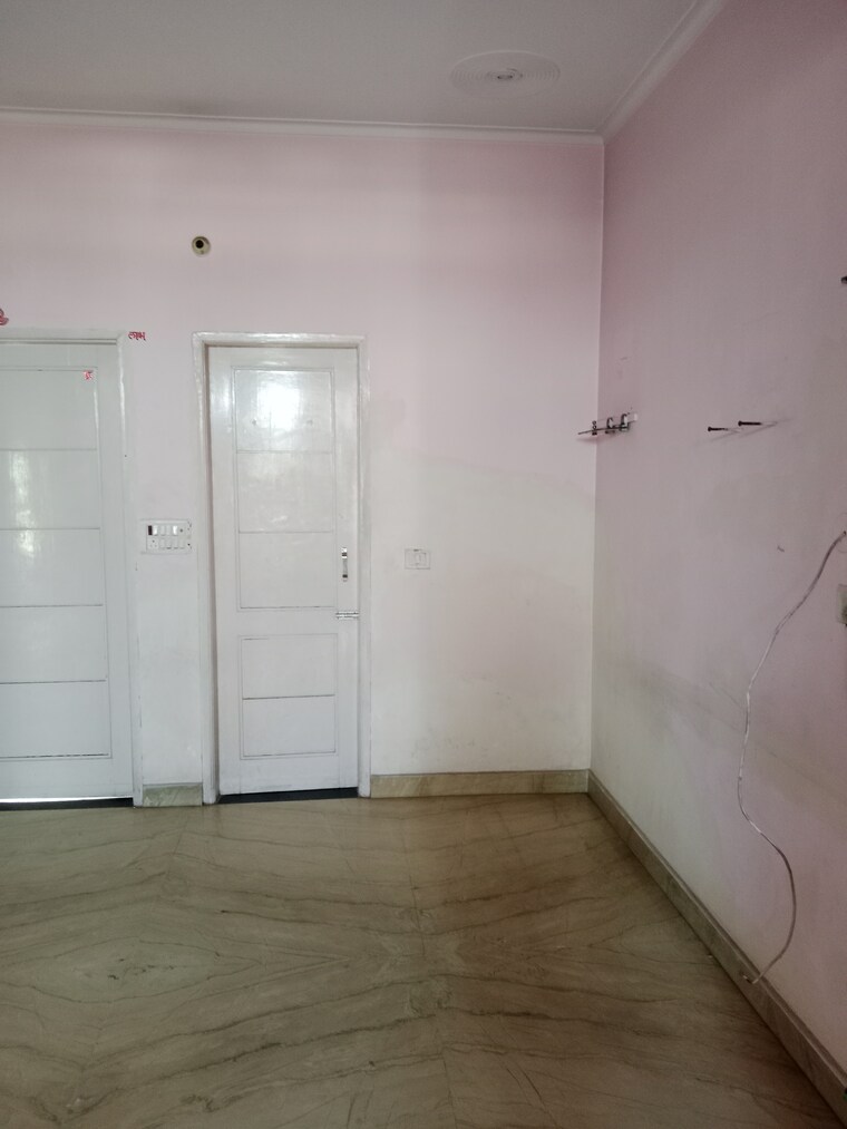Room, sector 18 1.5 Bedroom 930 Sq.Ft. Builder Floor In Sector 18 Panipat 10080243