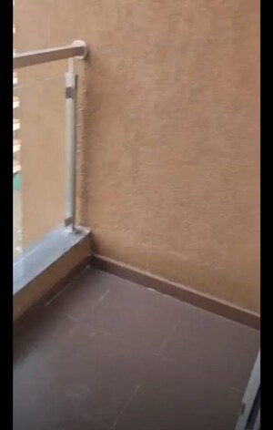 Room in 1 BHK Apartment at Amanora Future Towers, Hadapsar – for Sale