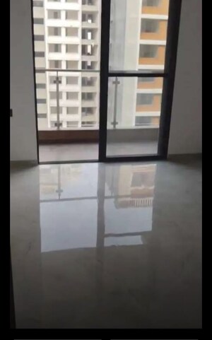 Room in 1 BHK Apartment at Amanora Future Towers, Hadapsar – for Sale