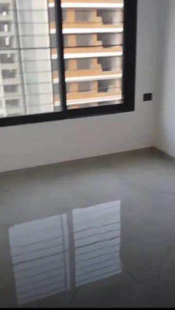 Room in 1 BHK Apartment at Amanora Future Towers, Hadapsar – for Sale