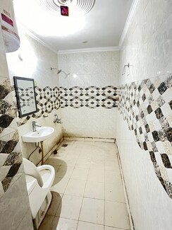 4 BHK Apartment For Rent in Defence Colony